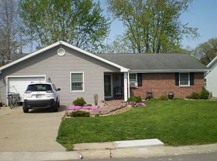 1717 Windwood Dr, Bedford, IN