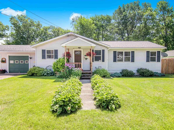 10 Camp Street, Essex Junction, VT 05452