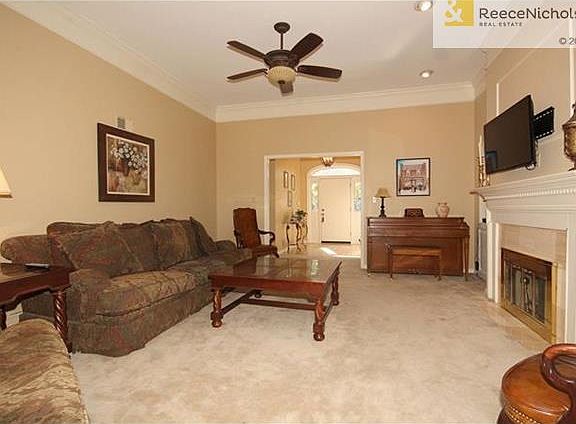 4th image of 1300 W 94th Ct