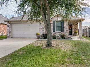 108 Brookbank Ct, Crowley, TX 76036