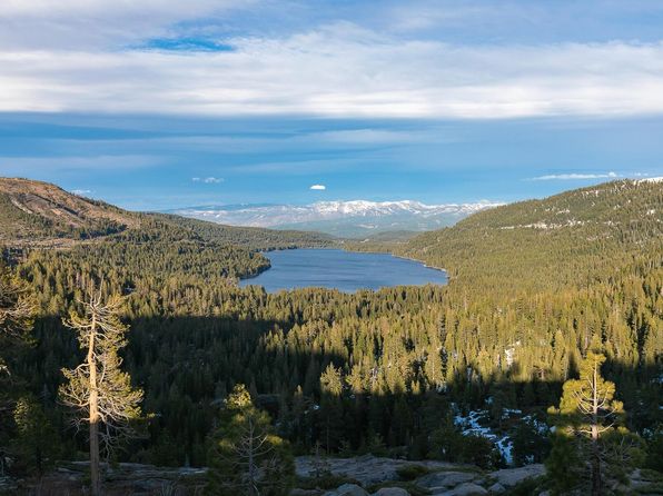 1030 Sierra Primrose Dr, Truckee, CA 96161