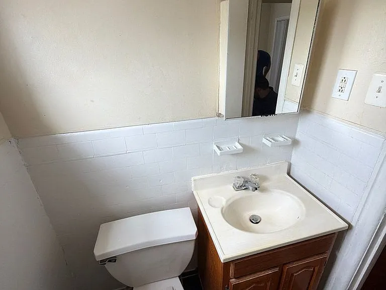 St. Jude Apartments — Photo 36