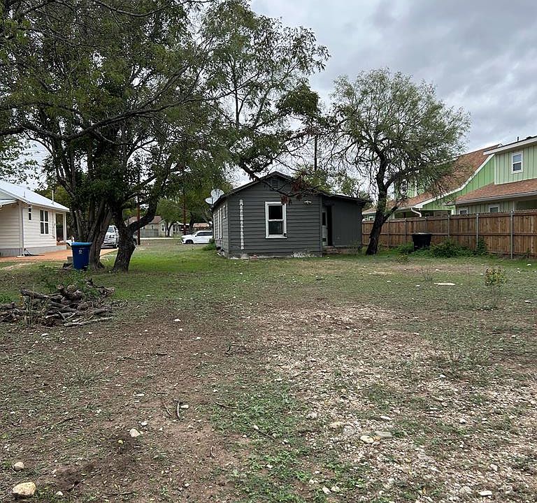 1st image of 337 Guadalupe St