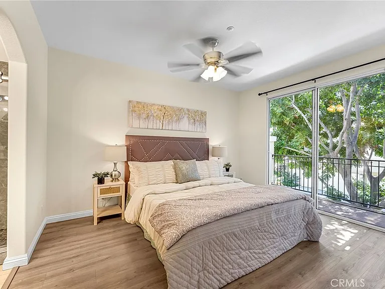 304 Birch Grv — Photo 23
