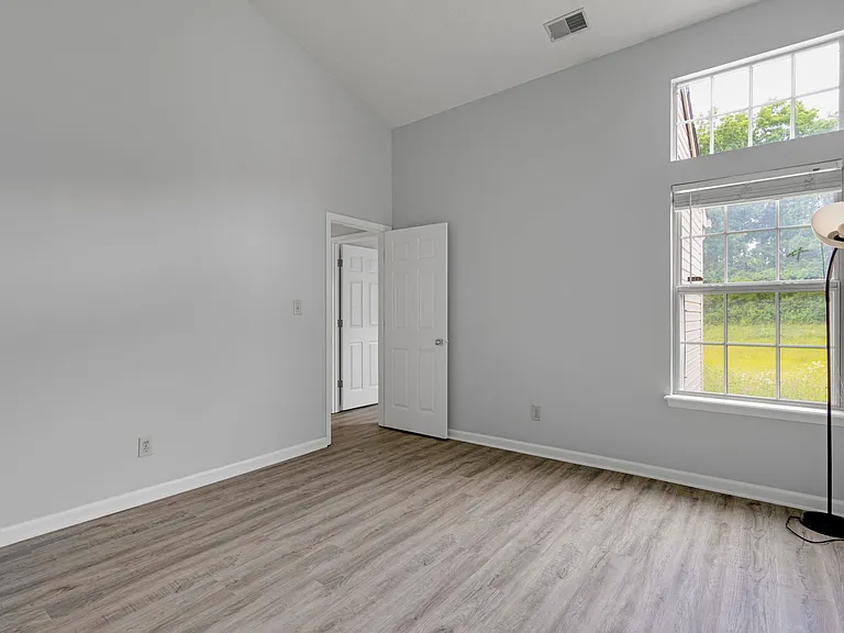 5182 Pin Oak Dr — Photo 21