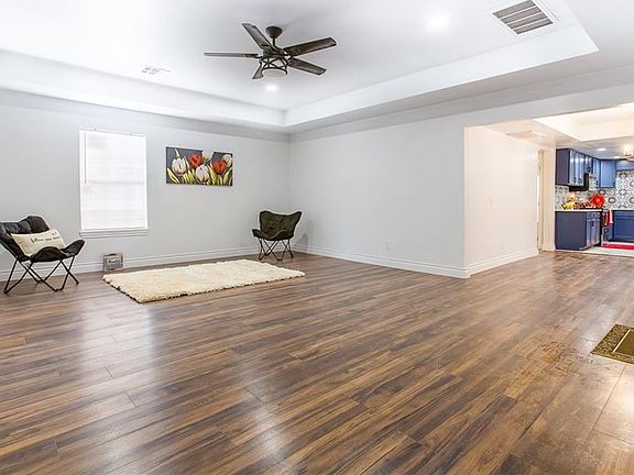 4th image of 3025 SW 24th St