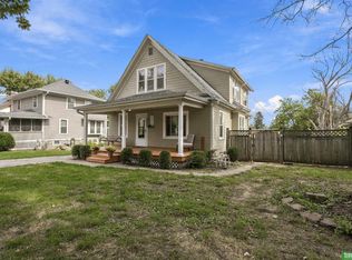 3123 N 58th St, Omaha, NE 68104