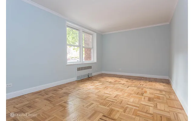 Sold by Douglas Elliman | media 27