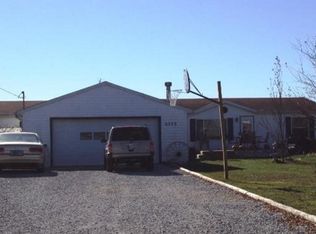6229 4th Rd, Bremen, IN 46506