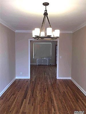 5th image of 4745 39th St
