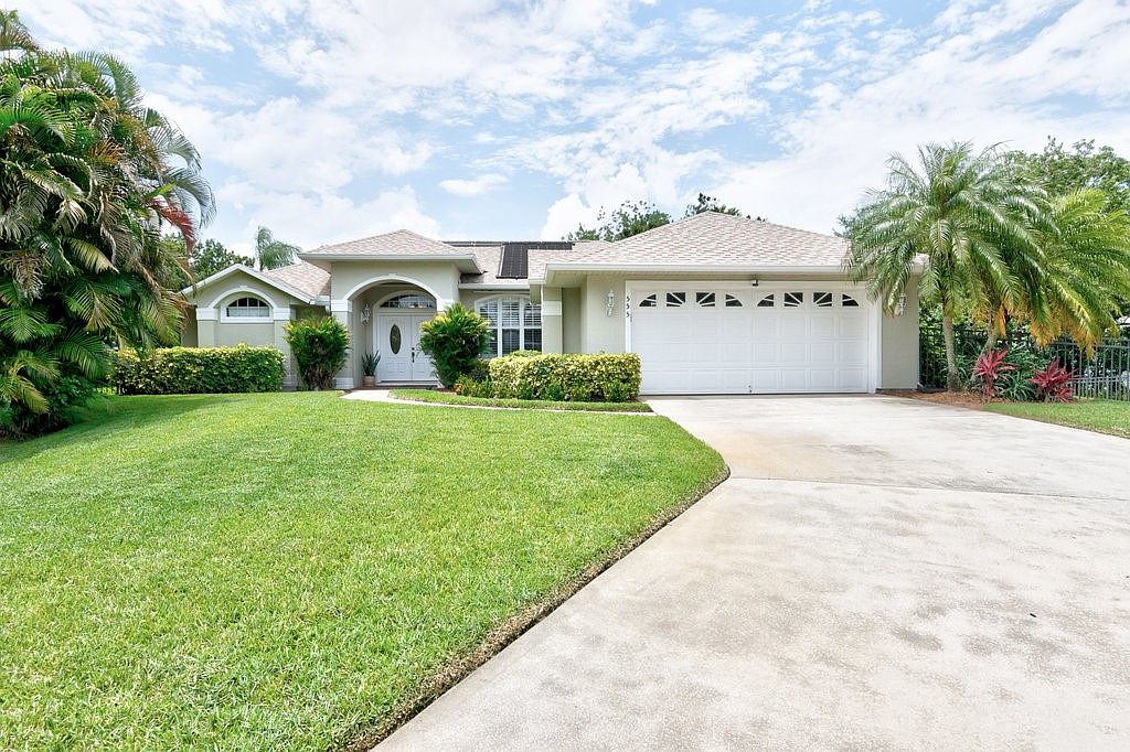 555 46th Ct, Vero Beach, FL 32968 | Zillow