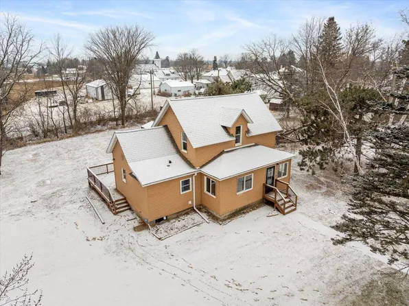 111 Main St S, Clayton, WI 54004