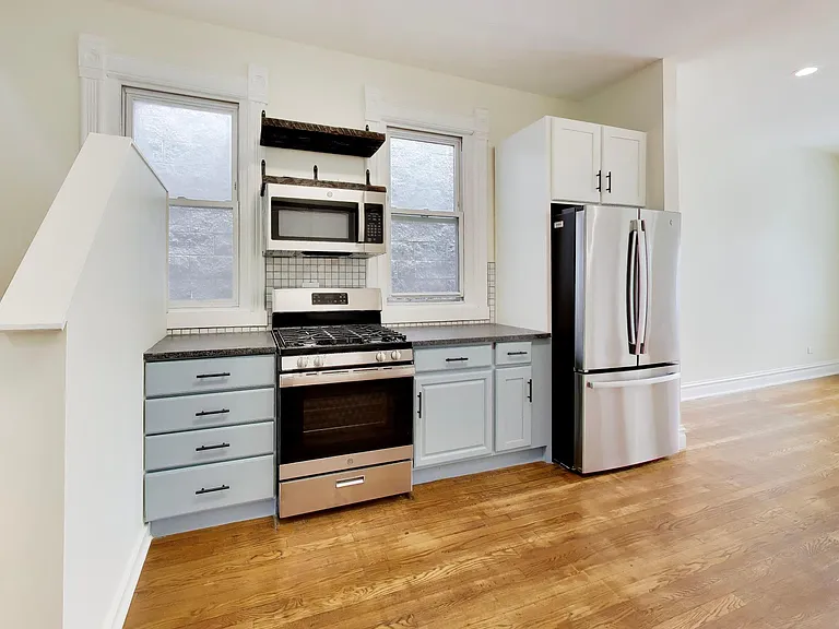 3450 W Diversey Ave #2 — Photo 2