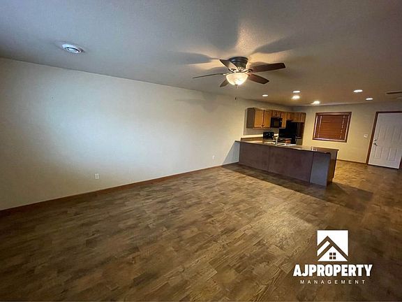 4th image of 2800 E Madison St #2B-1BA