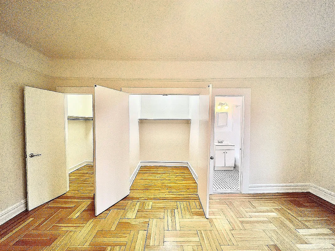 Building Photo - 41-26 73rd St #B31A