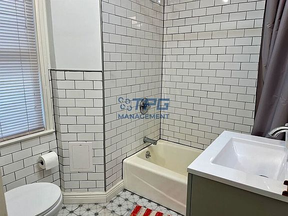 3rd image of 14 E 42nd St Floor 3