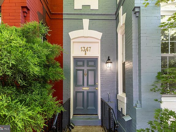 4th image of 1347 F St NE