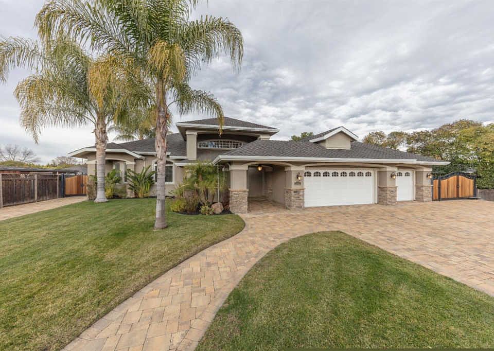 1st image of 14721 Charmeran Ave