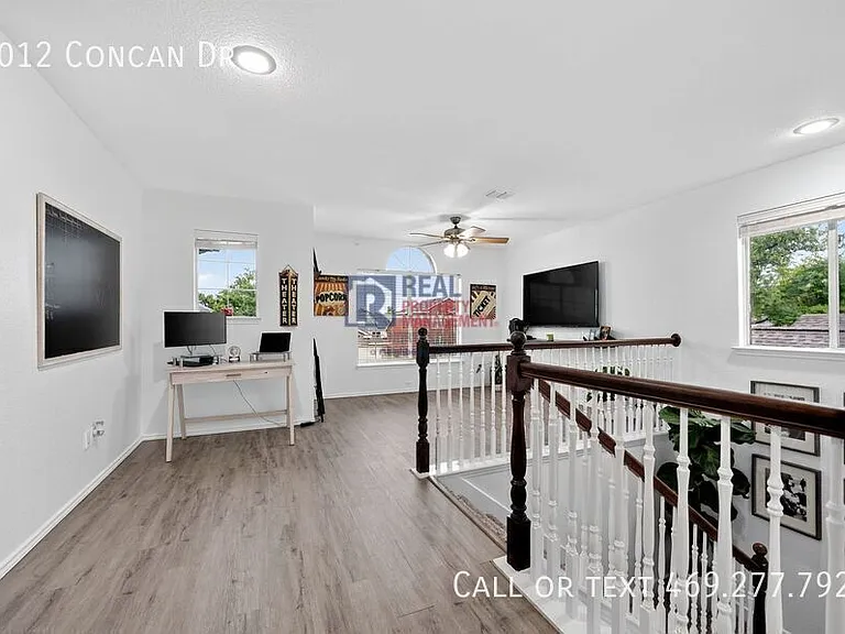 1012 Concan Dr — Photo 26