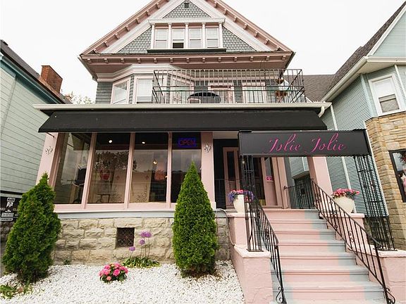 2nd image of 814 Elmwood Ave