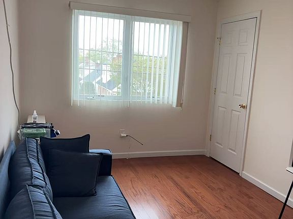 2nd image of 157 Barwick Blvd #2