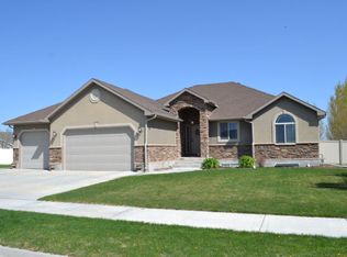 3743 E Clearfield Ln, Ammon, ID 83406