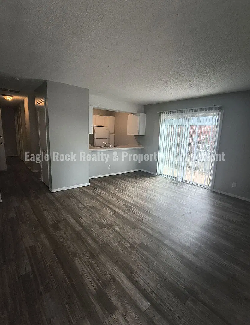 Lunda Rock Duplex, Unit 2203 — Photo 2