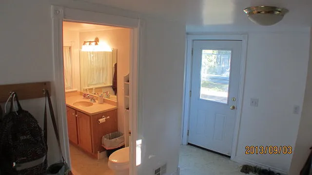 850 Webster St — Photo 9