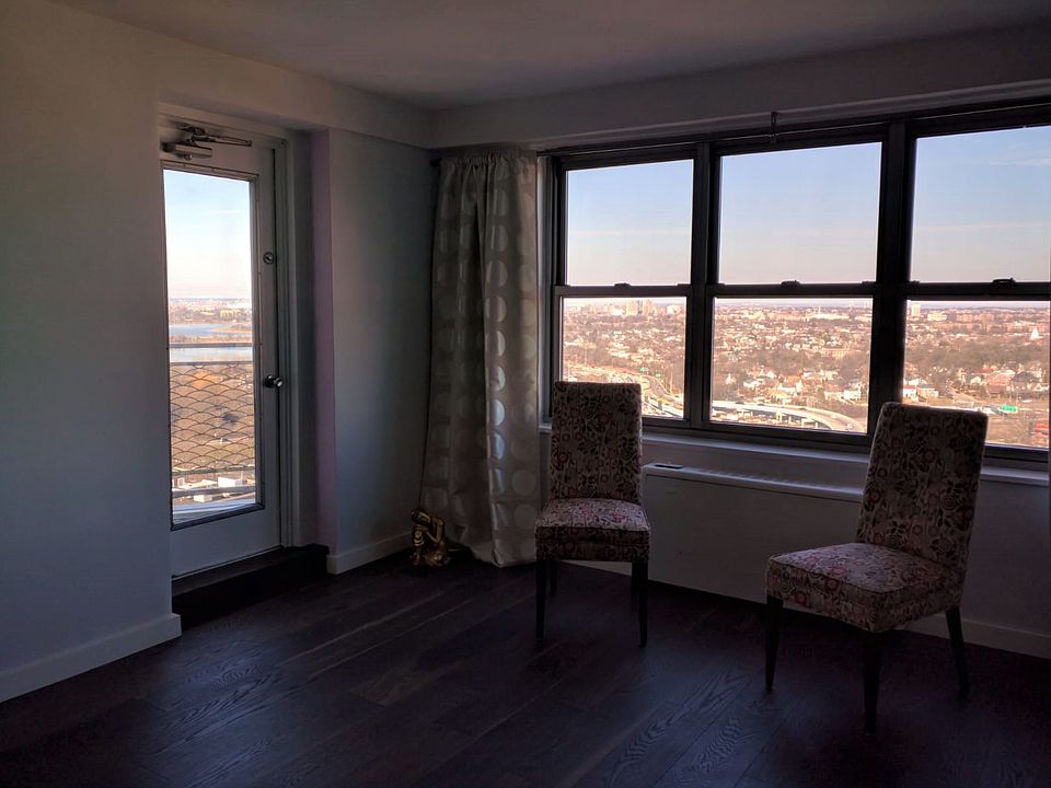 1st image of 12510 Queens Blvd APT 2202