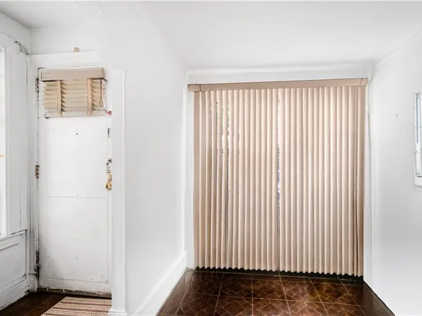 1642 East 22nd Street image 23 of 23