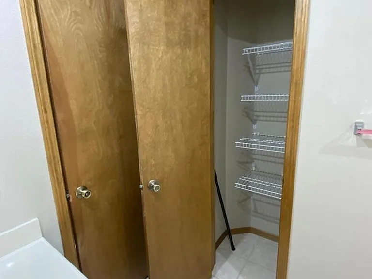 984 W Bates Dr — Photo 14