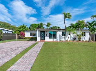 11251 SW 48th St, Miami, FL 33165