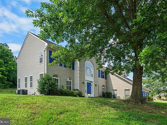 2nd image of 11310 Strawberry Glenn Ln