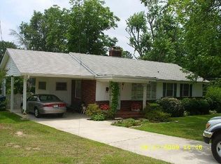 197 Race St, Hartwell, GA 30643