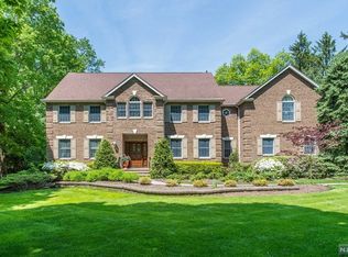 523 E Saddle River Rd, Upper Saddle River, NJ 07458