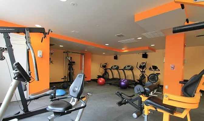 Rented by RES New York | media 23