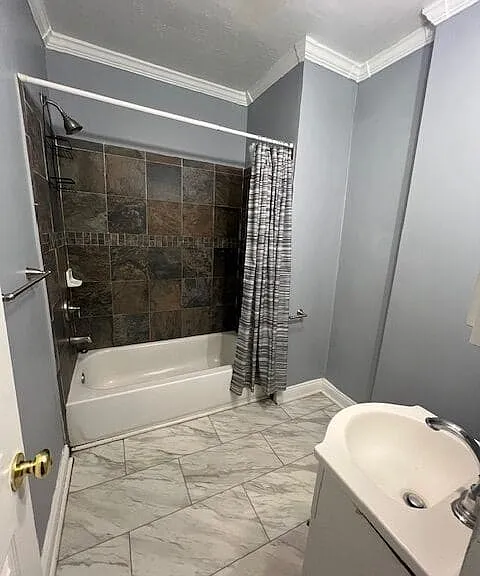 229 Ashworth Pl #1 — Photo 10