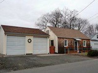 371 S Orchard St, Wallingford, CT 06492