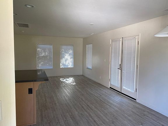 2nd image of 1818 Shamrock Dr