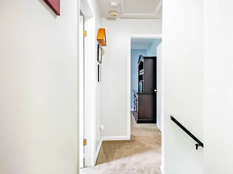10 Corina Ct — Photo 24