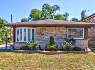 8451 N Clifton Ave, Niles, IL 60714
