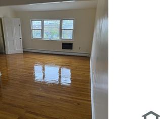 15011 108th Ave FLOOR 2, Jamaica, NY 11433