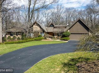11844 Beekman Pl, Potomac, MD 20854