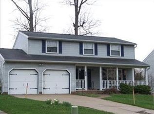 5441 Oak Ridge Dr, Willoughby, OH 44094