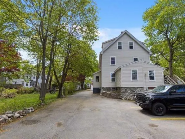 73 Barrows St APT 2, Dedham, MA 02026