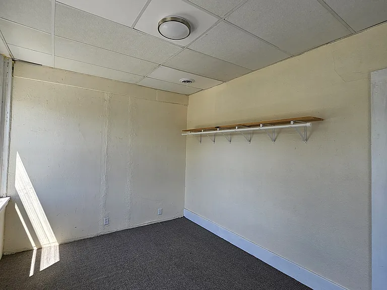 312 Sycamore St #12 — Photo 5