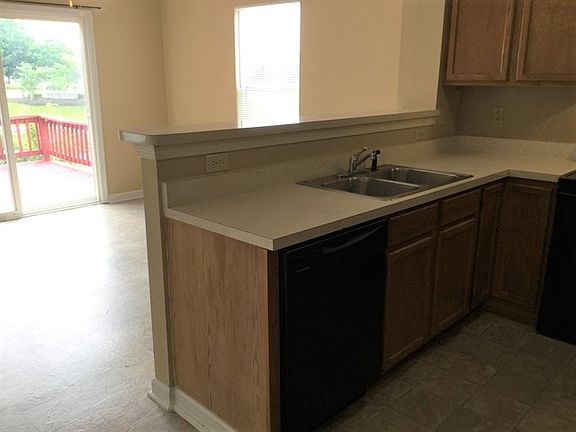 5th image of 10254 Carmine Dr