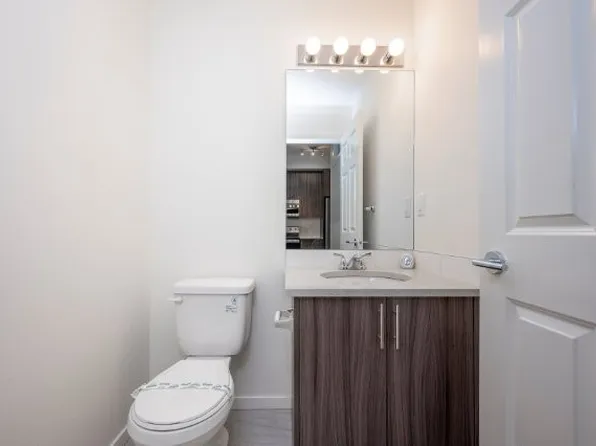 298 N Sage Meadows Park NW #2213, Calgary, AB T3P 1P5