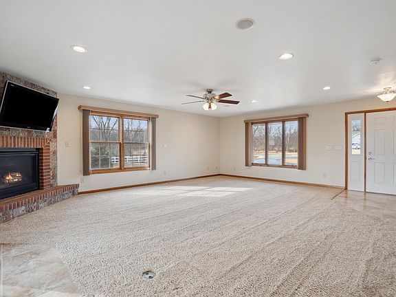 5th image of 2154 205th Ave