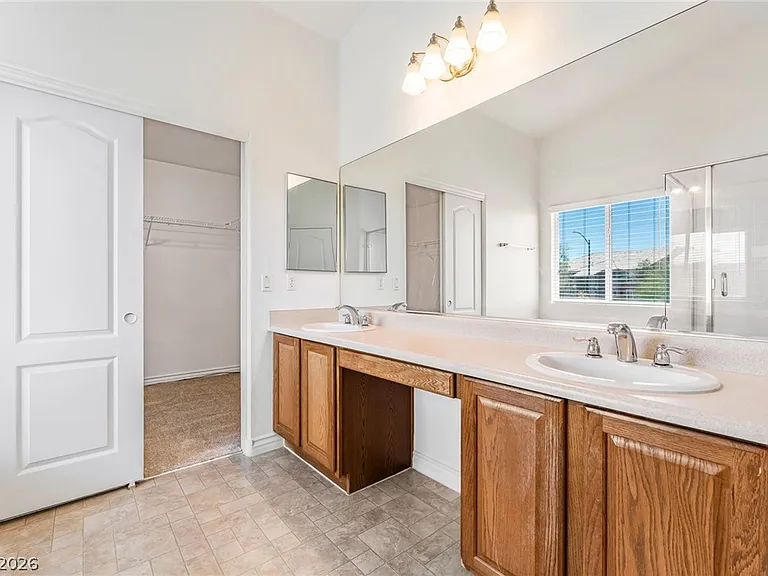 2621 Lazy Leopard Ct — Photo 18